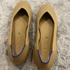 Rothy’s The Flat Round Toe Birdseye ecru Ballet Shoes Women’s Size 8.5